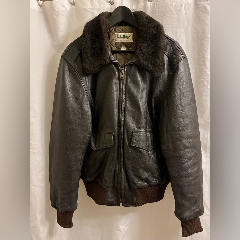 Vintage L.L. Bean Quilted Leather Aviator Bomber Jacket (Size 42/ Large)